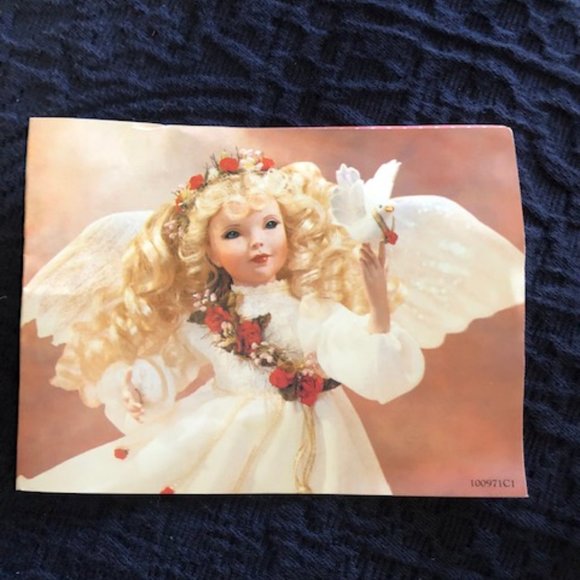 NEW! Treasury collection “angel of love” genuine porcelain doll NIB - Picture 2 of 4